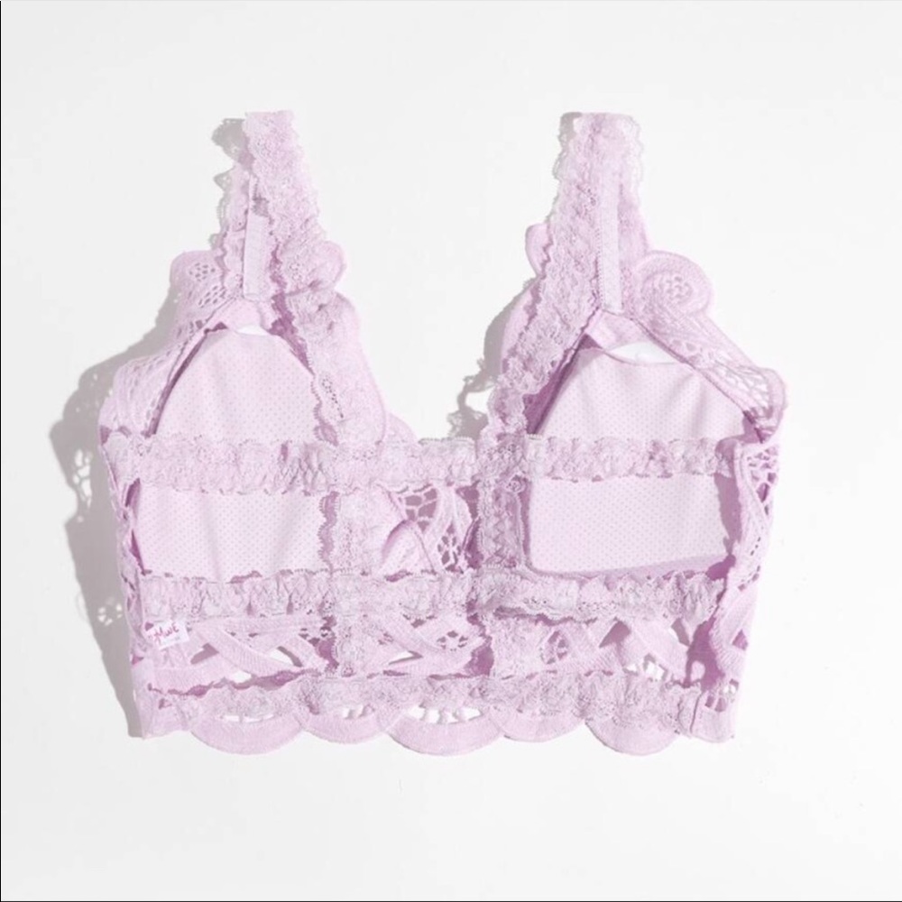 Lace Bralette 💕 - Picture 4 of 6